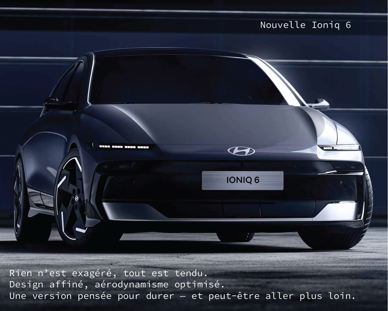 IONIQ 6 restylée – Face avant et design tendu (2026) Vue frontale de la Hyundai IONIQ 6 restylée, version 2026, en éclairage studio.