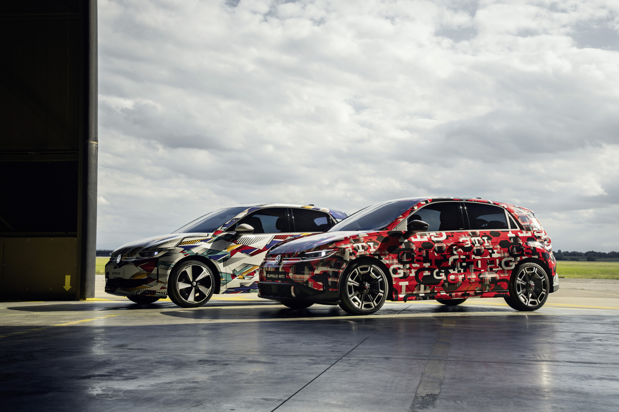 Deux prototypes ID. Polo et ID. Polo GTI camouflés, présentés par Volkswagen