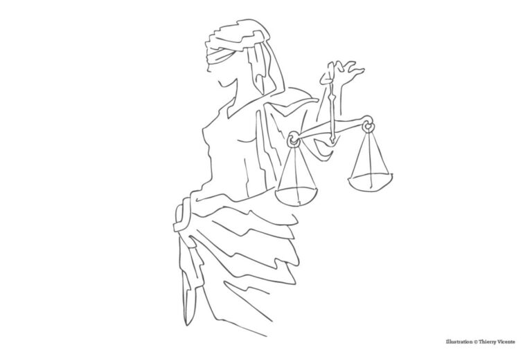 Allégorie de la justice aux yeux bandés tenant une balance, symbole d’un jugement neutre indépendant des croyances
